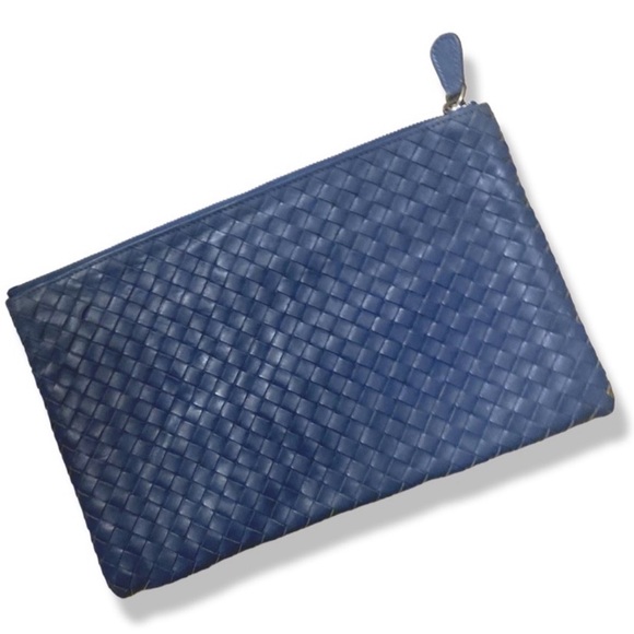 Bottega Veneta Handbags - Bottega Veneta Blue Woven Clutch